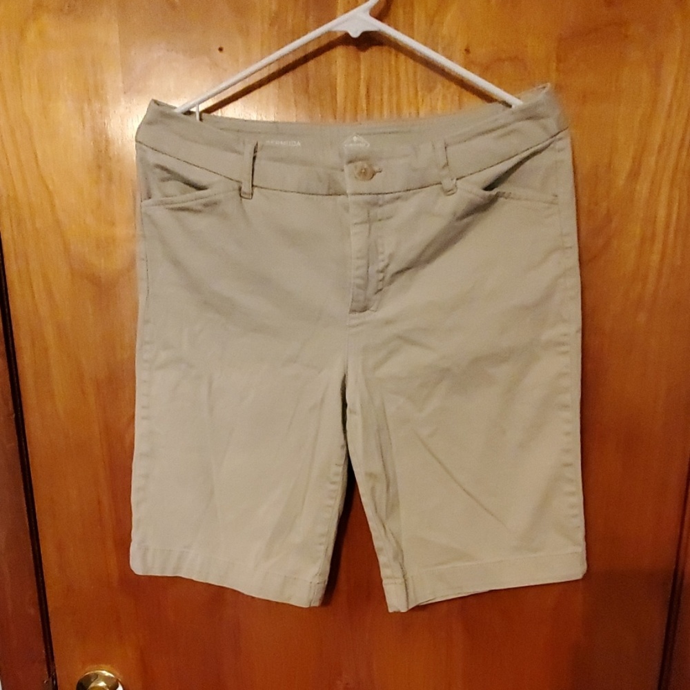 Women's Khaki Bermuda Shorts